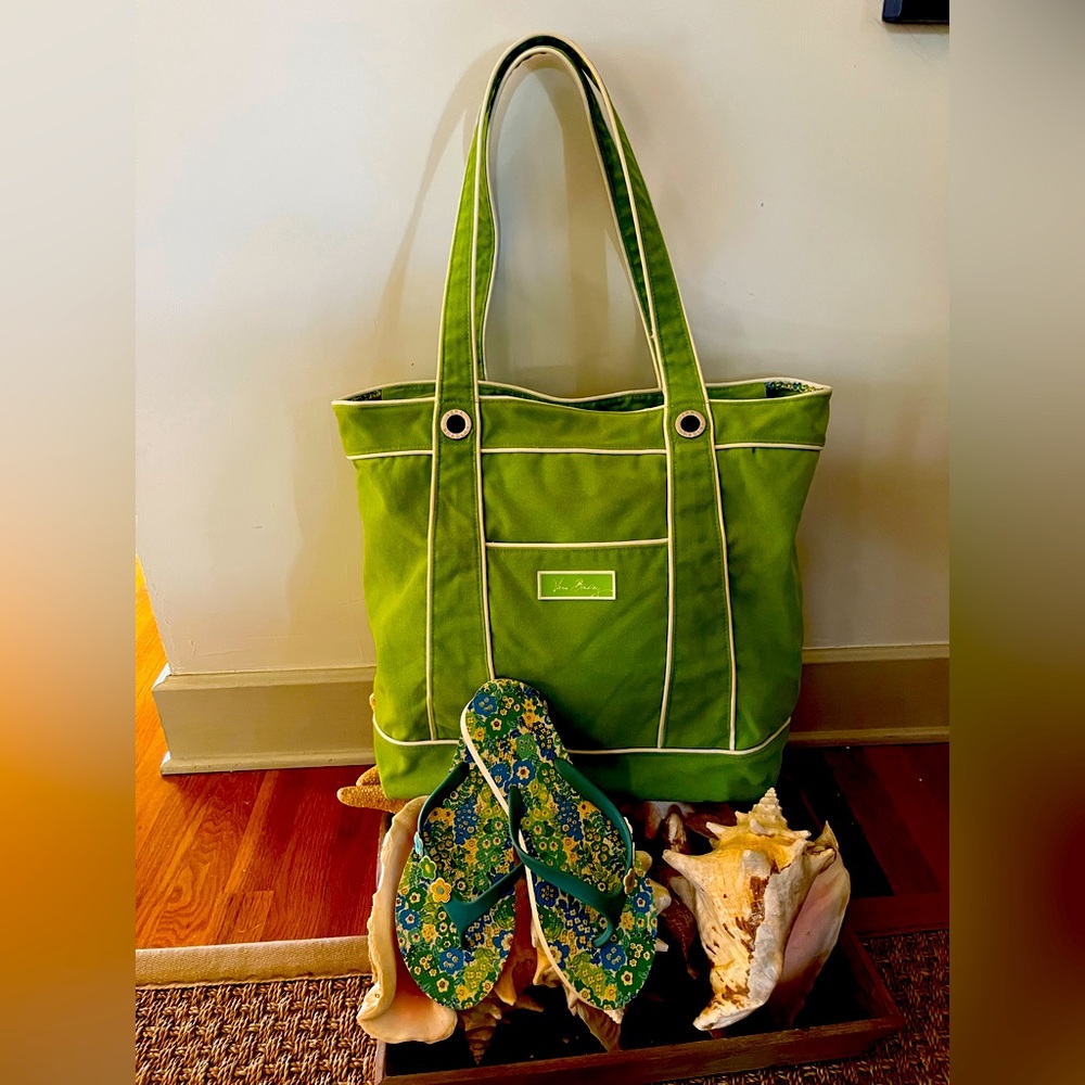 Vera Bradley Canvas Tote & Matching Flip Flops